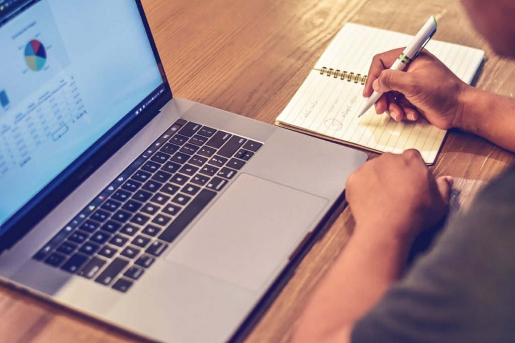 Panduan Belajar Saham untuk Pemula dari Nol, Harus Dicoba! | Qoala