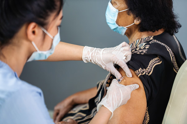 syarat penerima vaksin corona indonesia